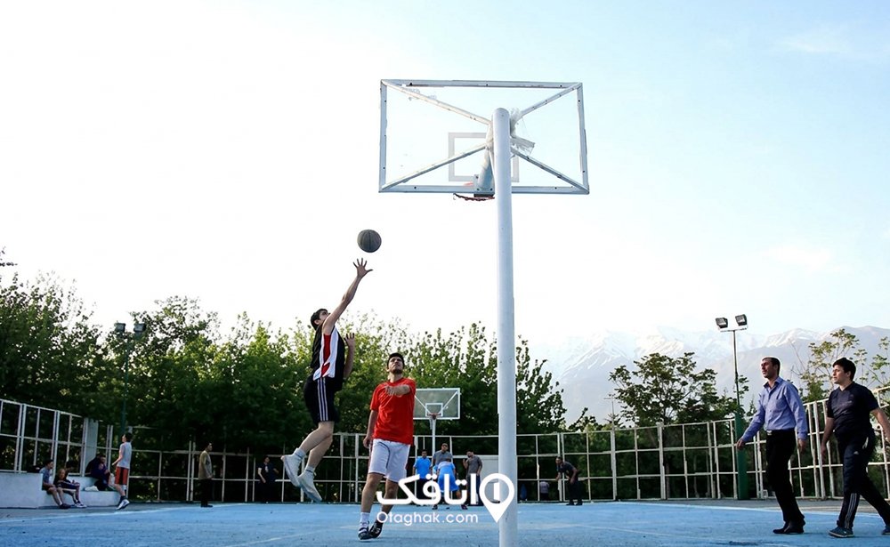 زمین بسکتبال بوستان آب و آتش