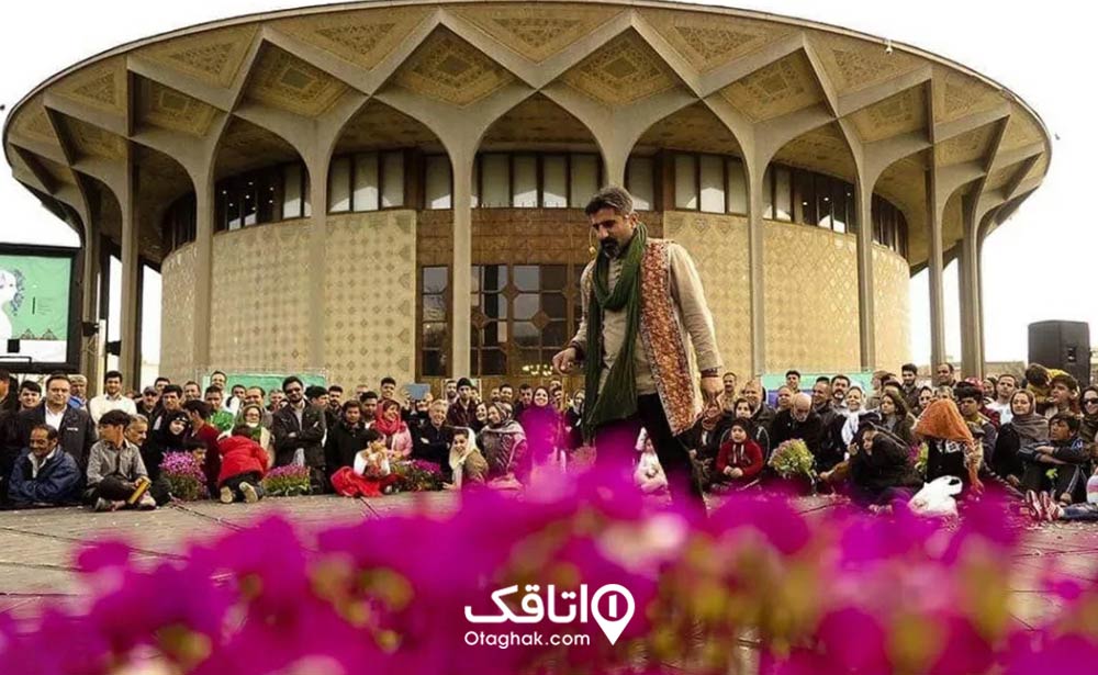 تئاتر خیابانی