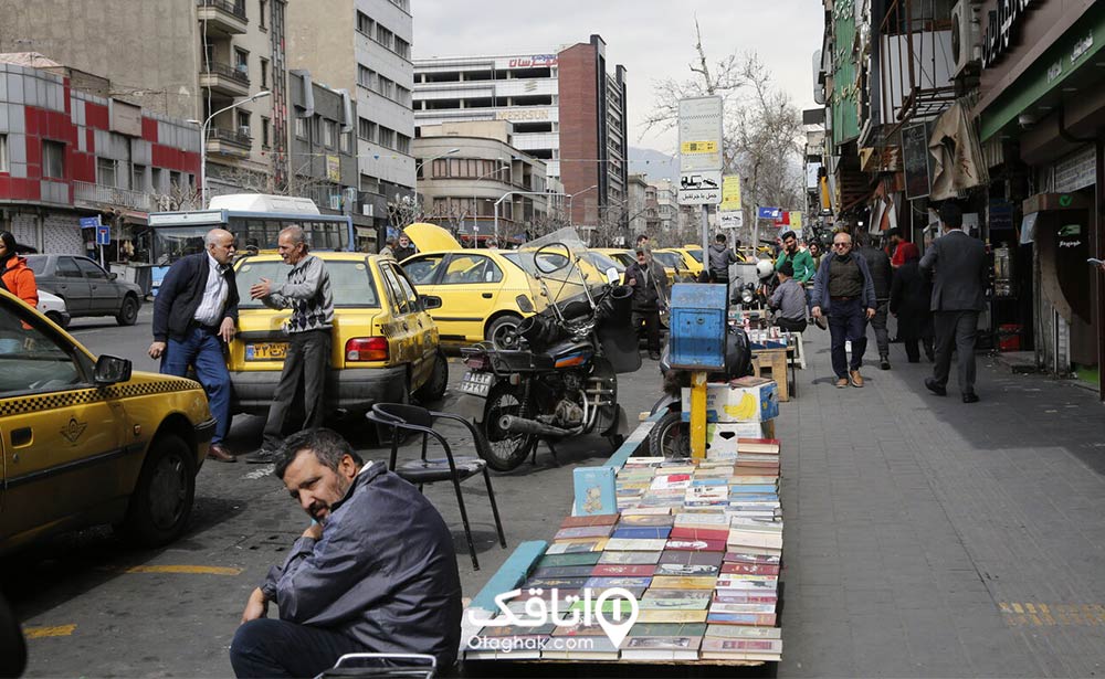 کتاب‌فروشی‌های خیابان انقلاب