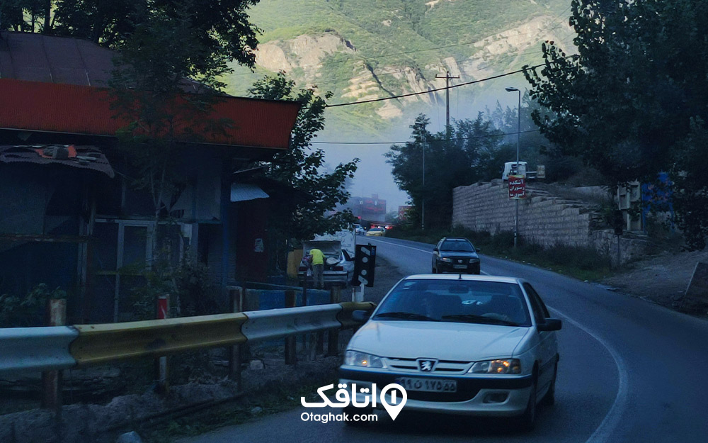 برای رفتن به شهرهای چالوس، کلاردشت و نوشهر بهترین مسیر سفر به شمال با ماشین شخصی، جاده چالوس است.