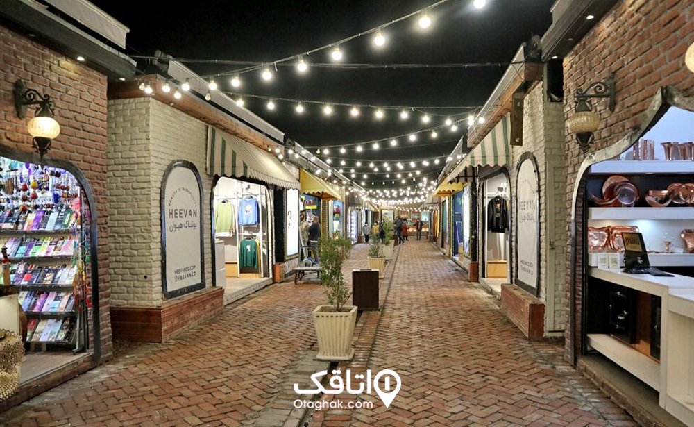 مرکز خرید رواق