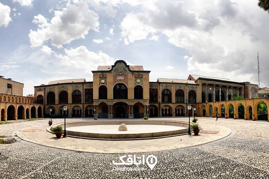 اولین کتابخانه و موزه ملی ایران در عمارت مسعودیه تهران تأسیس شد.