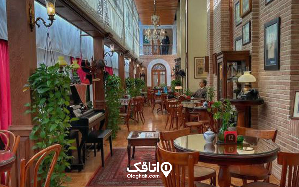 تصویری از فضای داخلی کافه موزه لقانطه