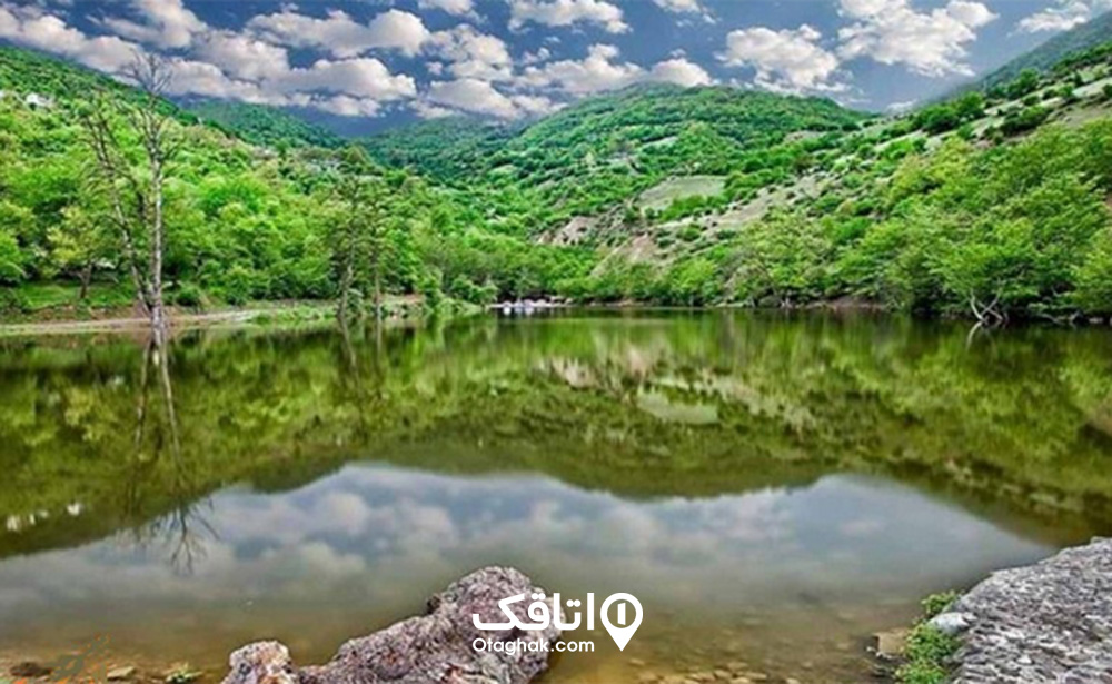 دریاچه شورمست