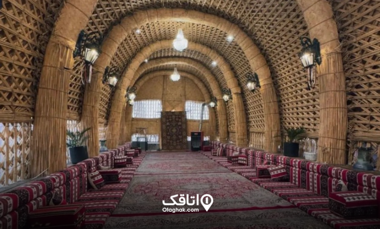 فضای داخلی رستوران مضیف حاج عبدالله خرمشهر