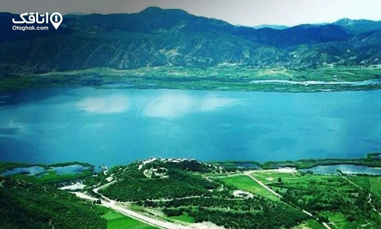دریاچه زریبار مریوان کجاست
