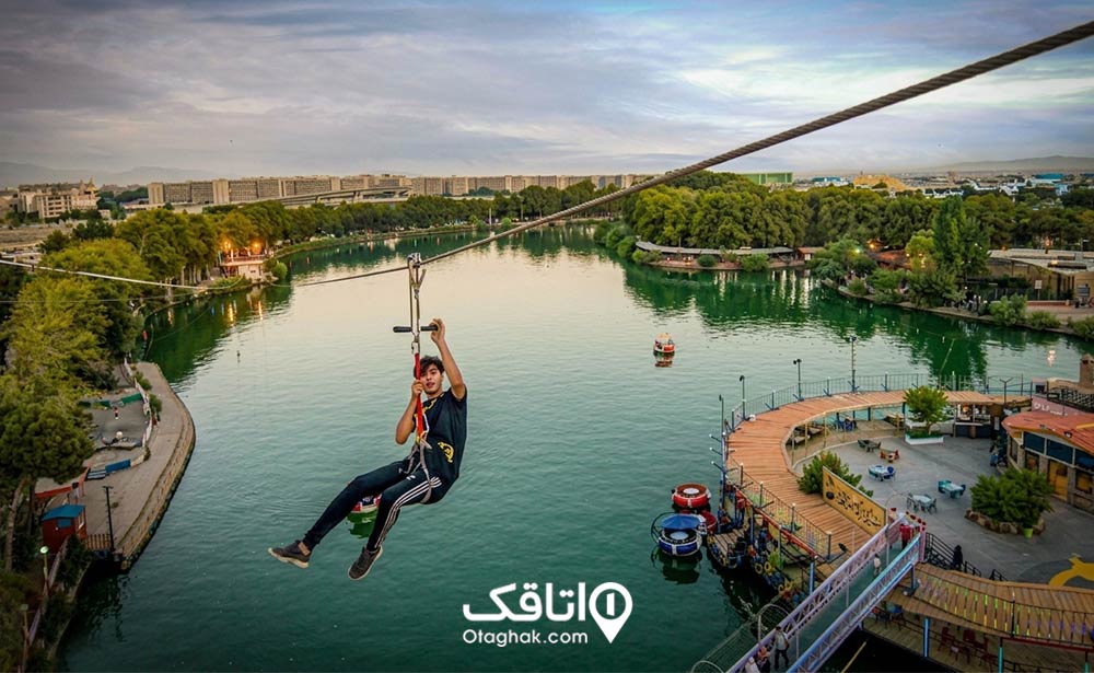 دریاچه و فضای سبز پارک ارم